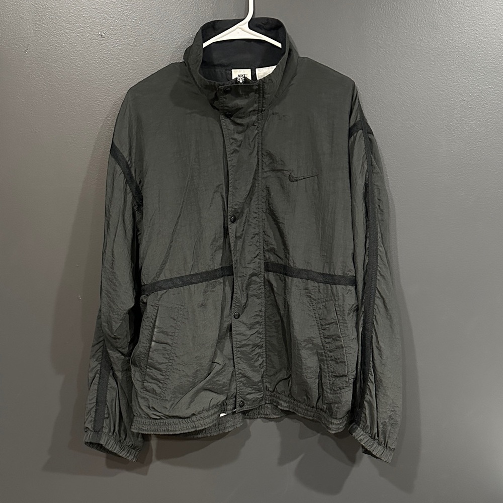 Men's Black Nike Jacket 90s